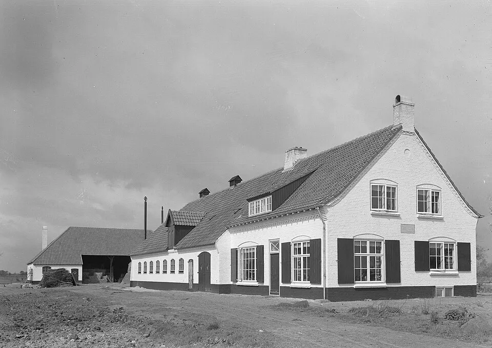 Boerderij in De Rips, nabij Landgoed De Stippelberg
